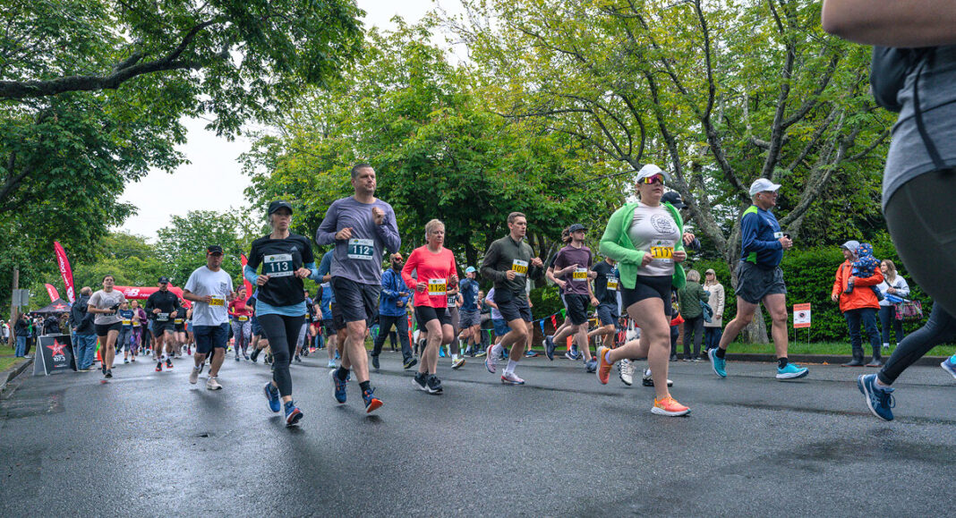 81a6d6f1-6162-4733-ad74-21948196ff00 Oak Bay Half Marathon