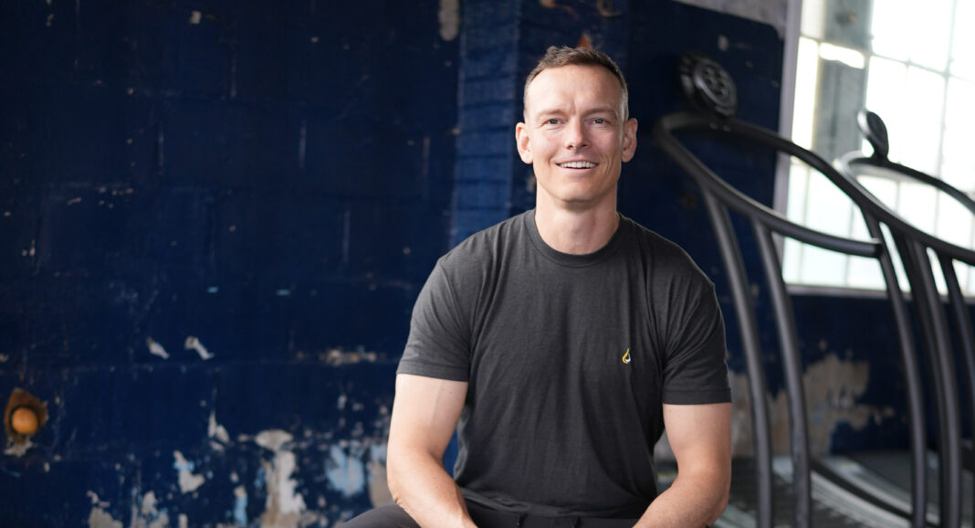 IMPACT Running Issue_Workout_ITBand Greg Hetherington