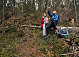 Healthy and Sustainable Foods for Hiking Ocean Robbins talks about what to eat before during and after a hike for optimal nutrition and performance